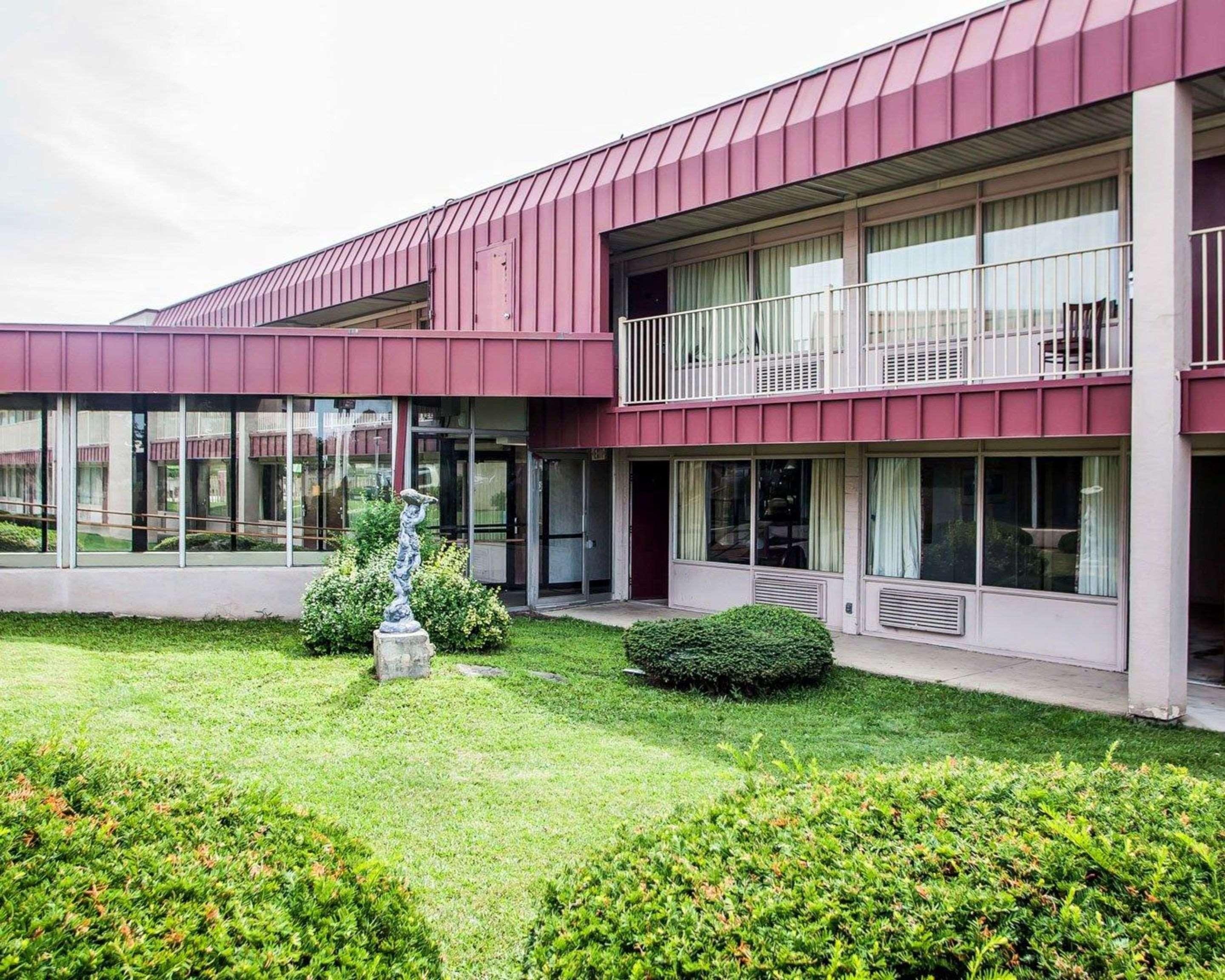 Red Roof Inn Reading Kültér fotó